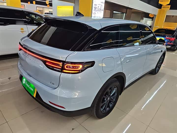 Фото 7 - Leapmotor C11