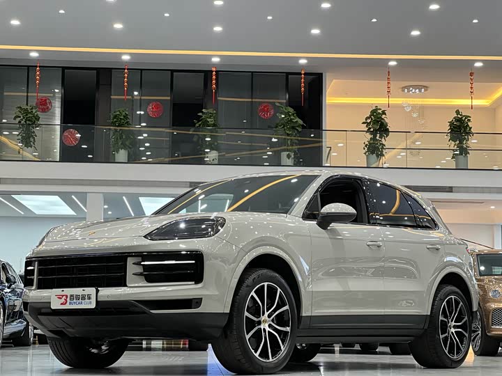 Фото 2 - Porsche Cayenne