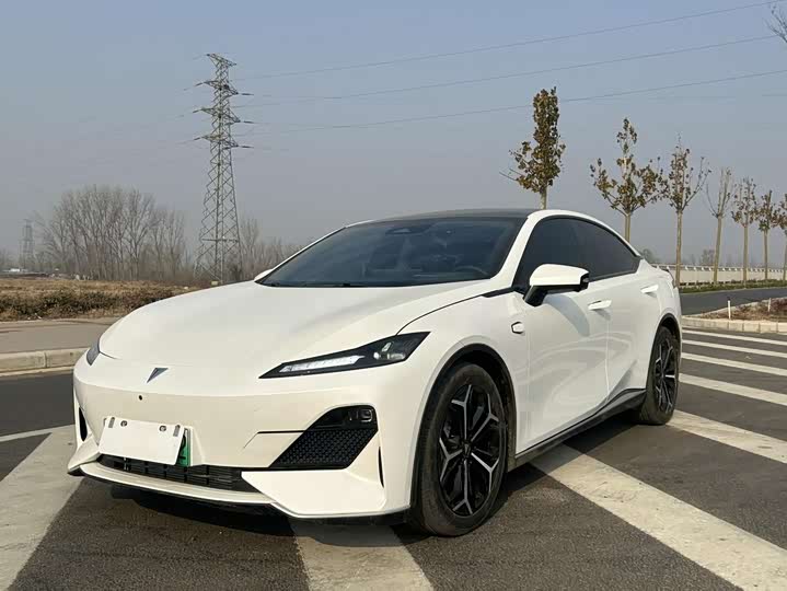 Фото 1 - Changan Deepal SL03