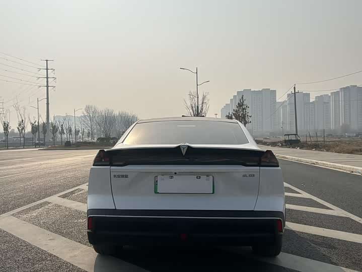 Фото 8 - Changan Deepal SL03