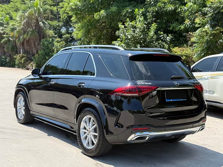 Фото 9 - Mercedes-Benz GLE-Class