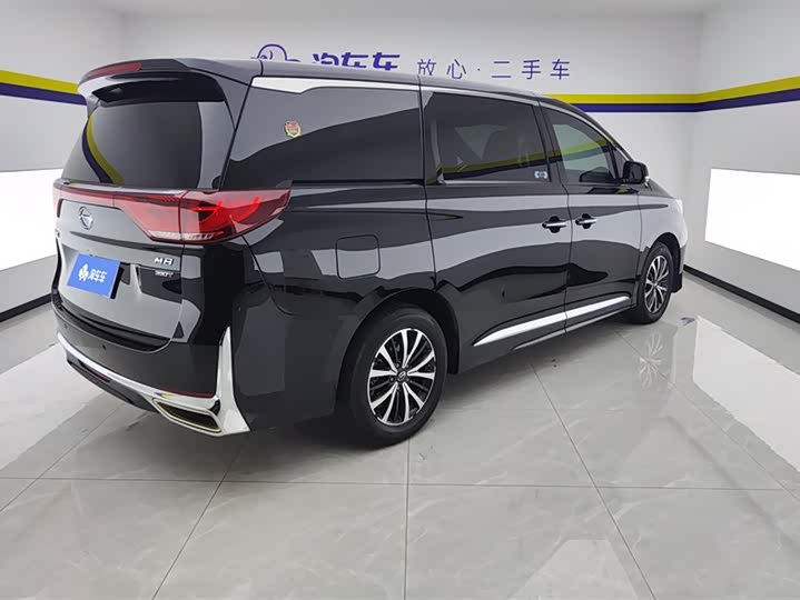 Фото 3 - GAC Trumpchi M8