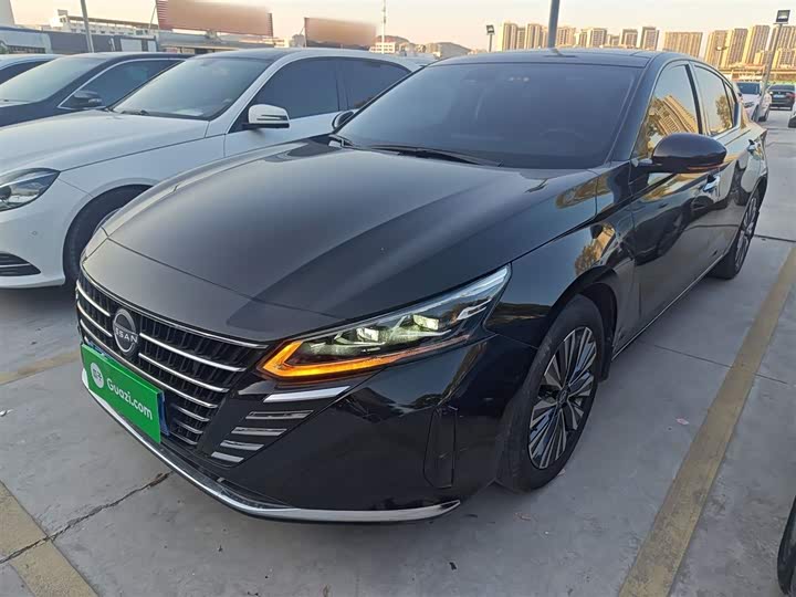 Фото 2 - Nissan Teana