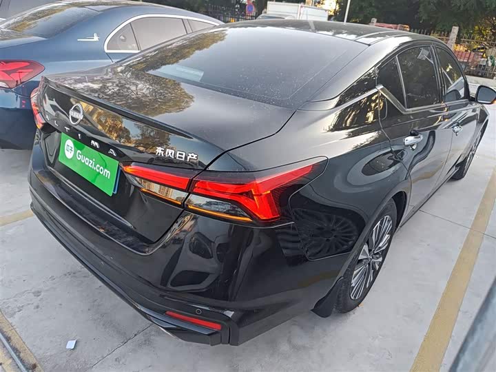 Фото 7 - Nissan Teana