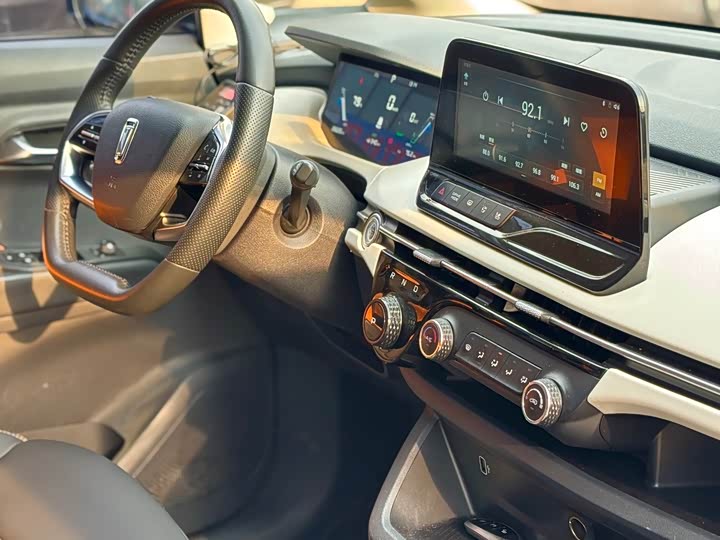 Фото 6 - Bestune NAT