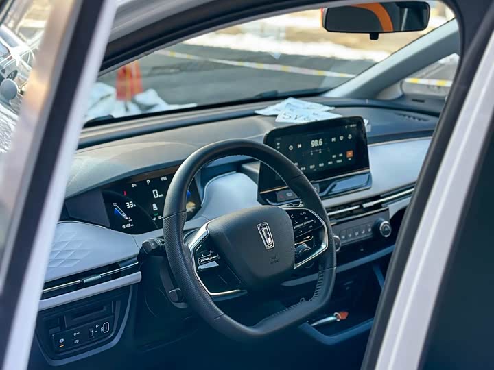 Фото 8 - Bestune NAT