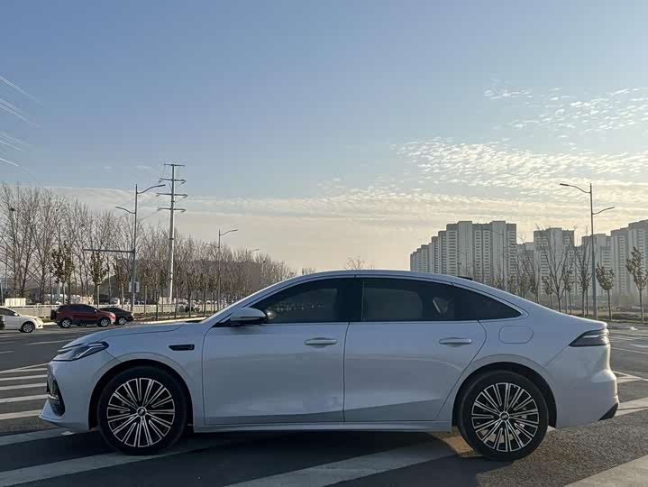 Фото 3 - Geely Galaxy A7