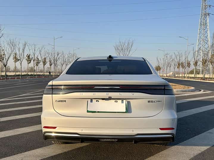 Фото 8 - Geely Galaxy A7