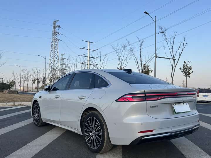 Фото 9 - Geely Galaxy A7