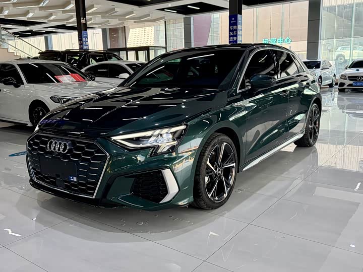 Фото 1 - Audi A3