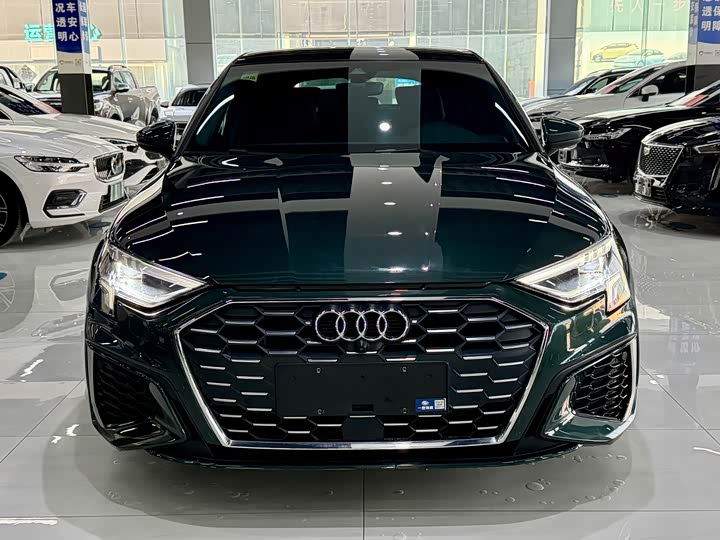 Фото 2 - Audi A3