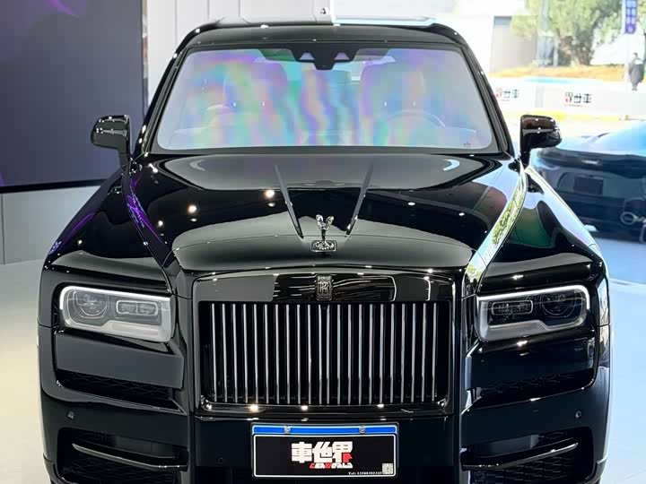 Фото 2 - Rolls-Royce Cullinan