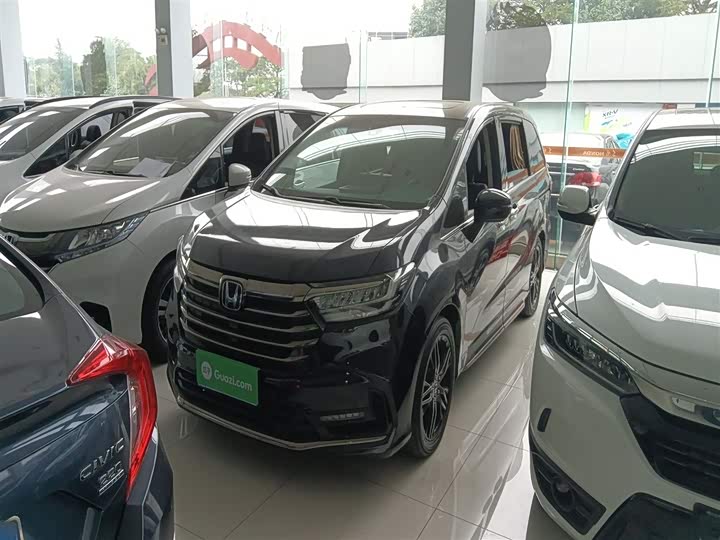 Фото 1 - Honda Odyssey