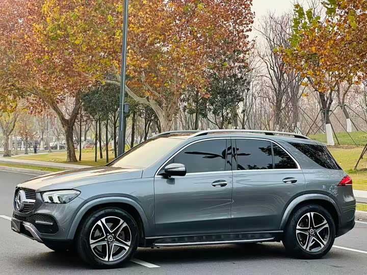 Фото 1 - Mercedes-Benz GLE-Class