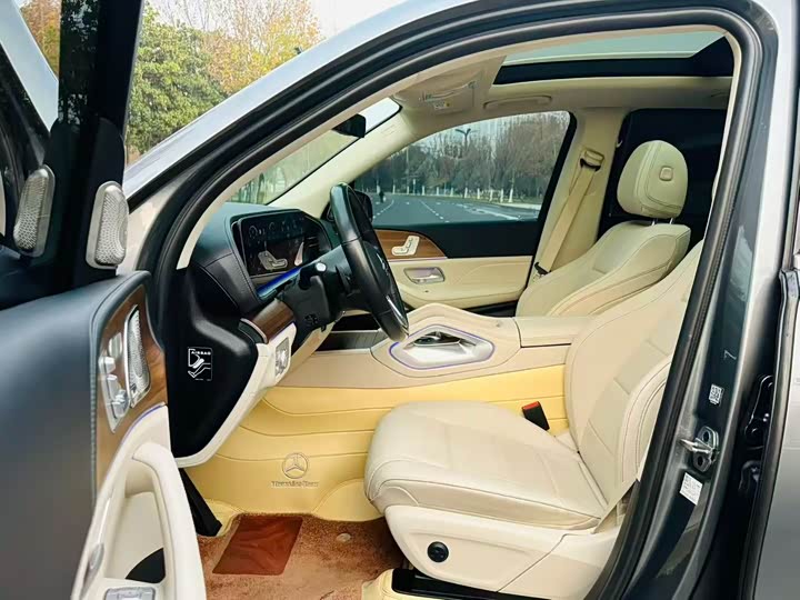 Фото 4 - Mercedes-Benz GLE-Class