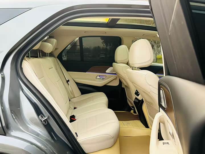 Фото 6 - Mercedes-Benz GLE-Class