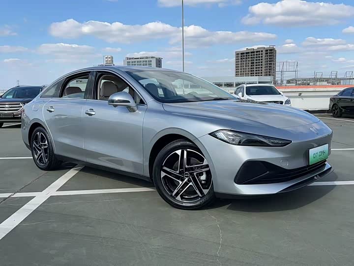 Фото 2 - Roewe D7