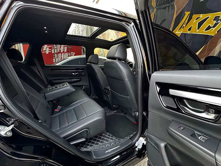 Фото 6 - Honda CR-V