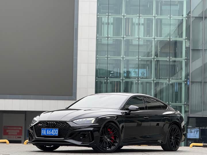 Фото 1 - Audi RS 5