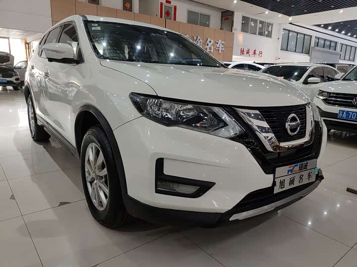 Фото 3 - Nissan X-Trail