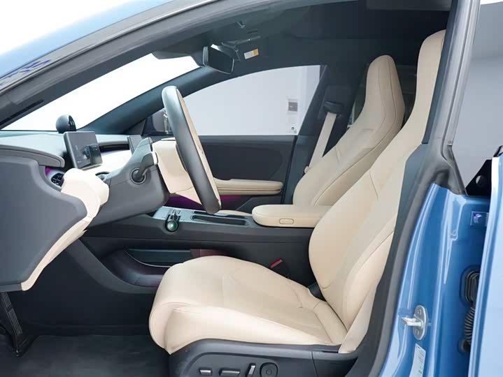 Фото 4 - Nio ET5T