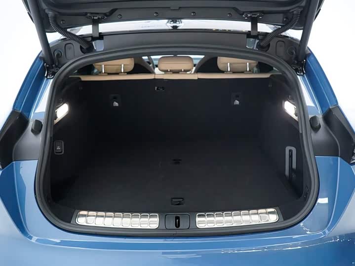 Фото 7 - Nio ET5T