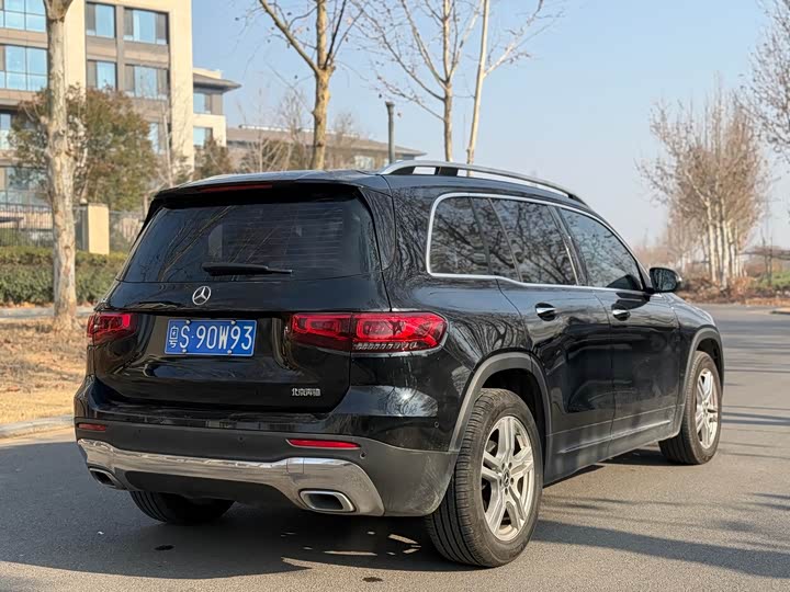 Фото 4 - Mercedes-Benz GLB-Class