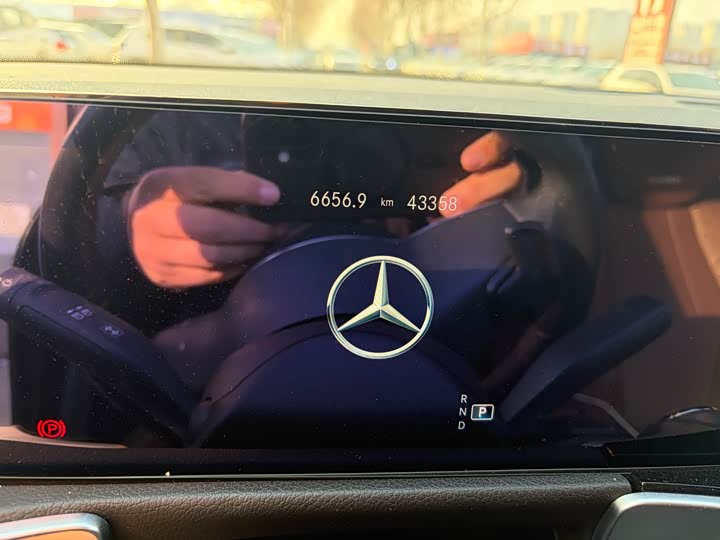 Фото 6 - Mercedes-Benz GLB-Class