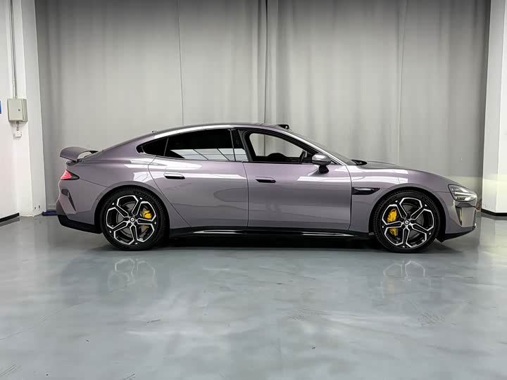 Фото 4 - Xiaomi SU7