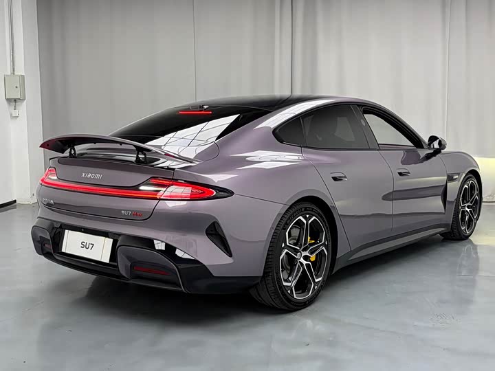 Фото 7 - Xiaomi SU7