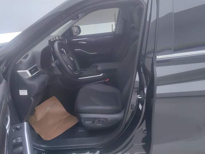 Фото 9 - Toyota Highlander