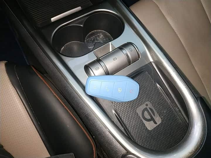 Фото 9 - BYD Dolphin