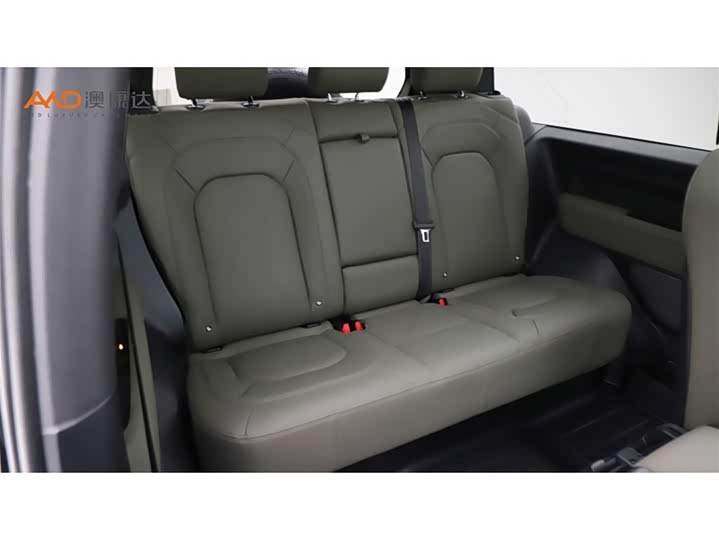 Фото 8 - Land Rover Defender