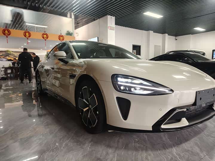 Фото 3 - Xiaomi SU7