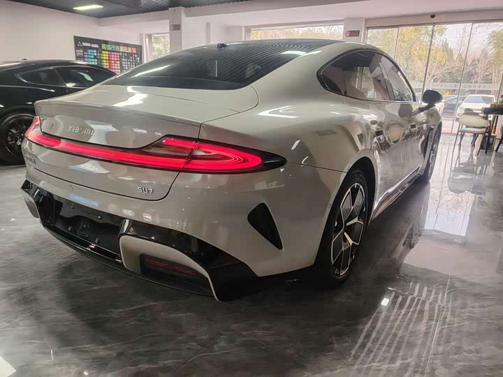 Фото 8 - Xiaomi SU7