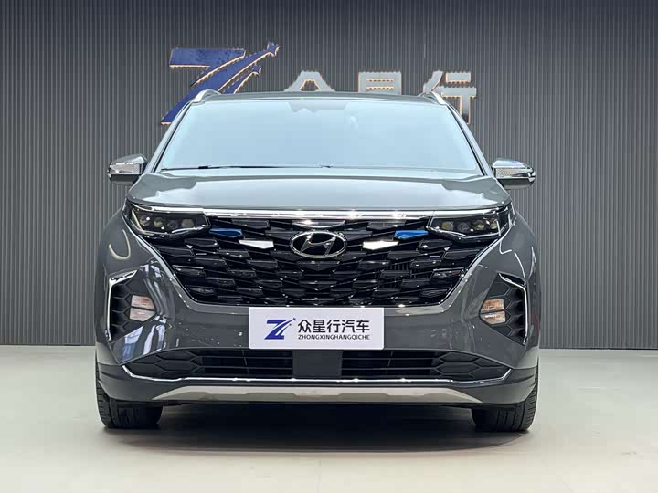 Фото 2 - Hyundai Custo