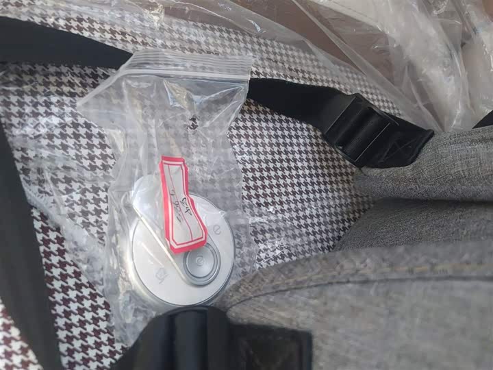 Фото 9 - Bestune Pony