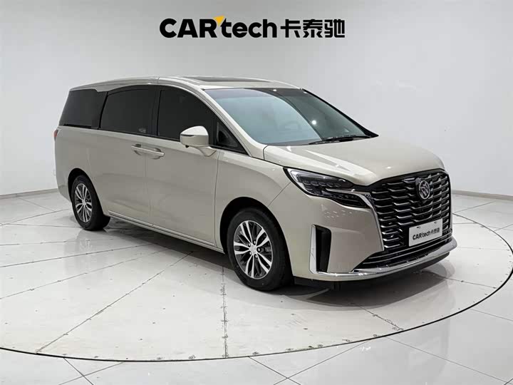 Фото 4 - Buick GL8 ES