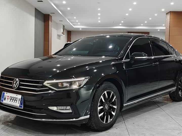 Фото 1 - Volkswagen Magotan