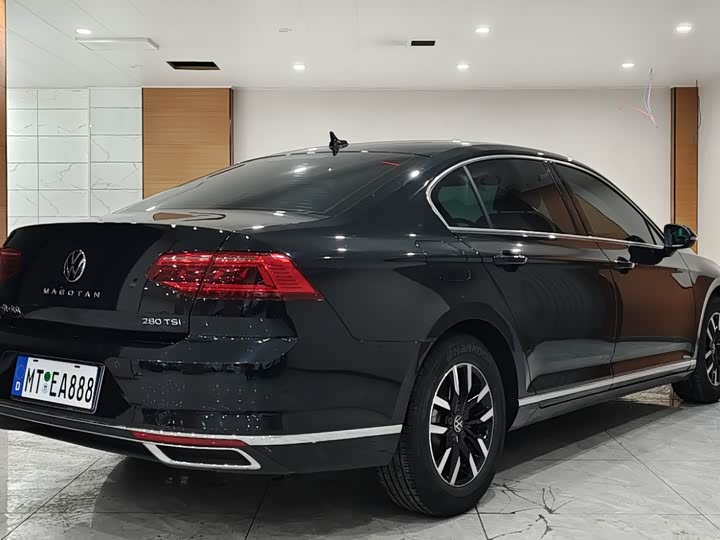 Фото 6 - Volkswagen Magotan