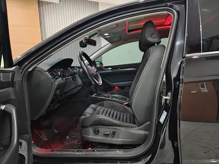 Фото 7 - Volkswagen Magotan