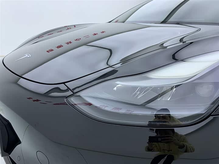 Фото 7 - Tesla Model 3