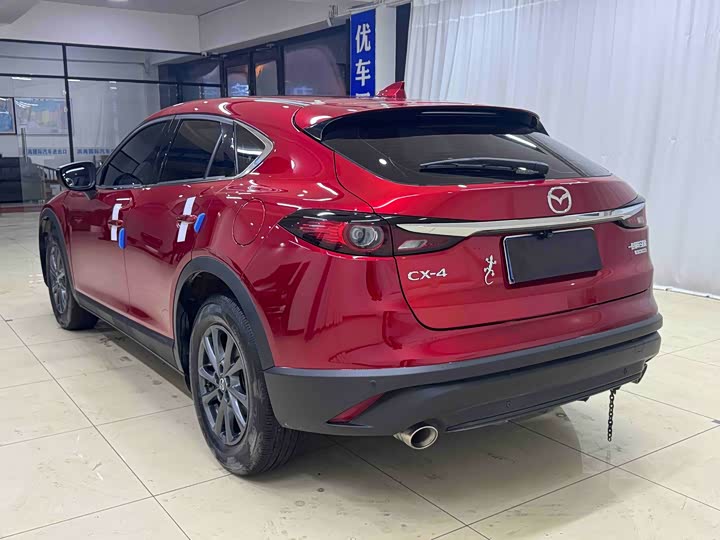 Фото 4 - Mazda CX-4