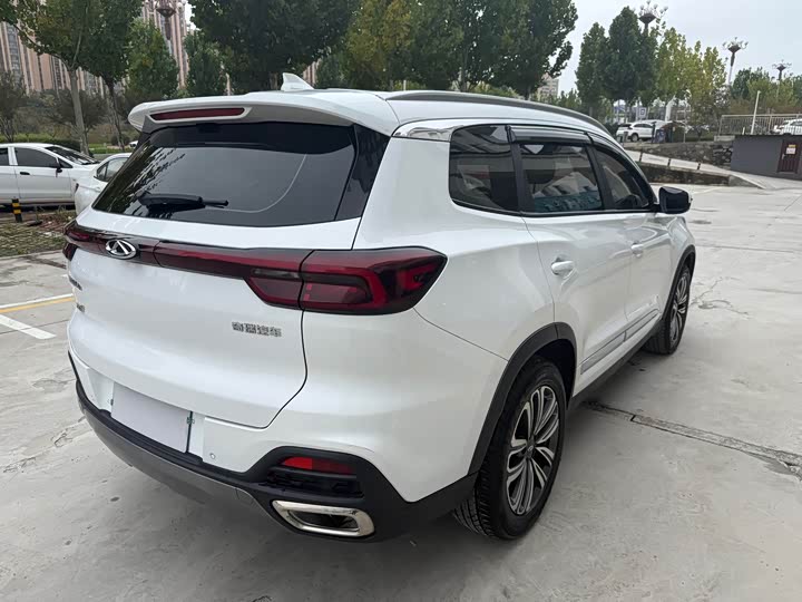 Фото 9 - Chery Tiggo 8