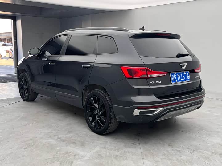 Фото 9 - Jetta VS7