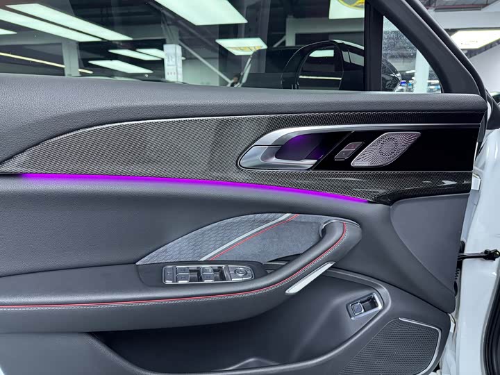 Фото 6 - Hongqi H6