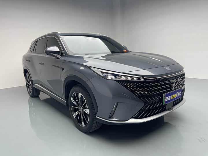 Фото 2 - Roewe RX5 Hybrid