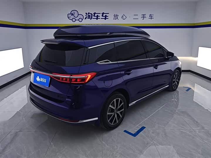 Фото 3 - BYD Song Max Hybrid