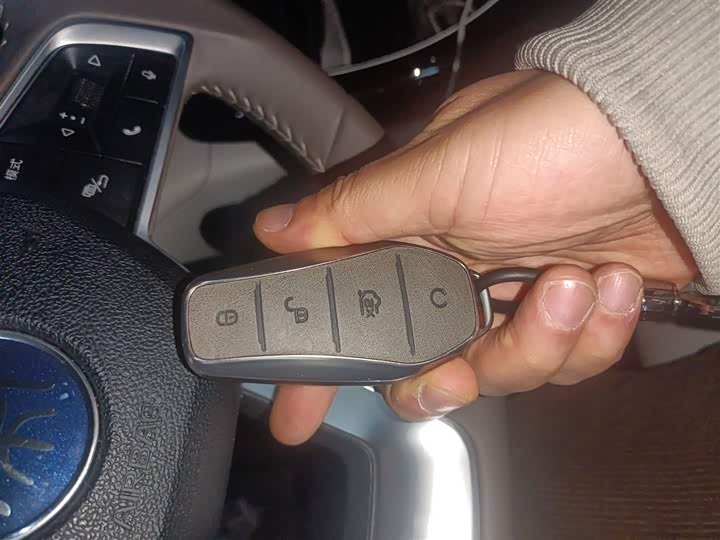 Фото 9 - BYD Qin Plus