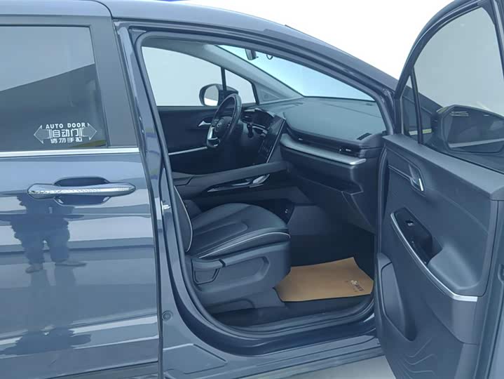 Фото 8 - Hyundai Custo